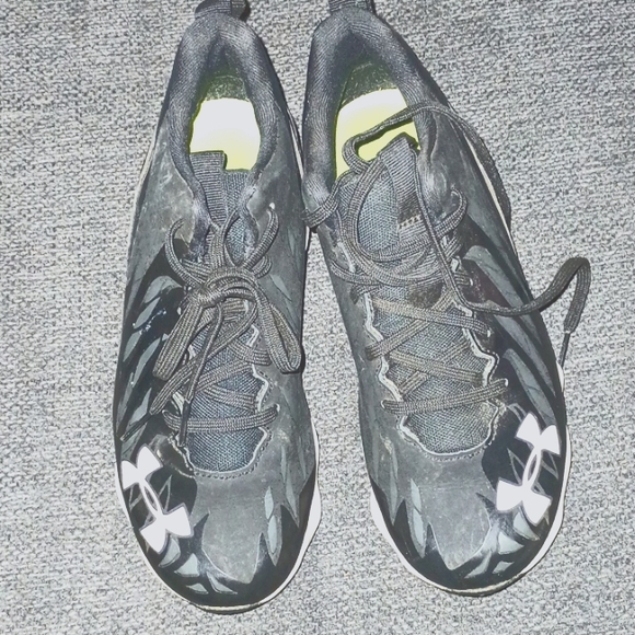 Under Armour Other - Under Armour cleats size 4Y